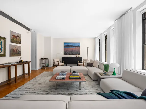 27 East 22nd Street F4 image 1 of 11