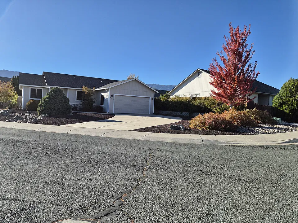 923 Ranchview Cir