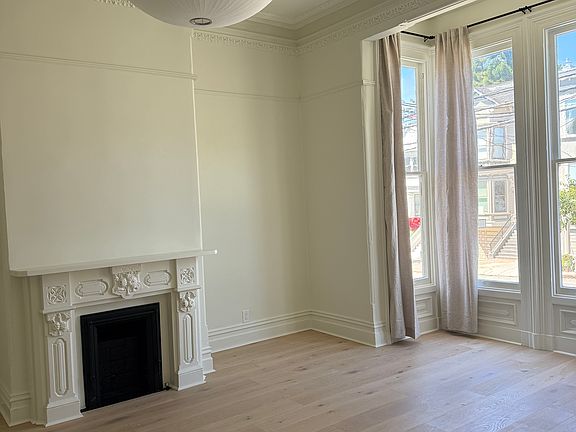 3rd image of 447 Noe St #447