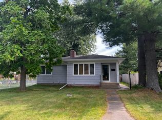 211 6th St, Marine On Saint Croix, MN 55047