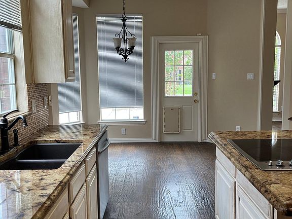 5th image of 5516 Charleston Dr