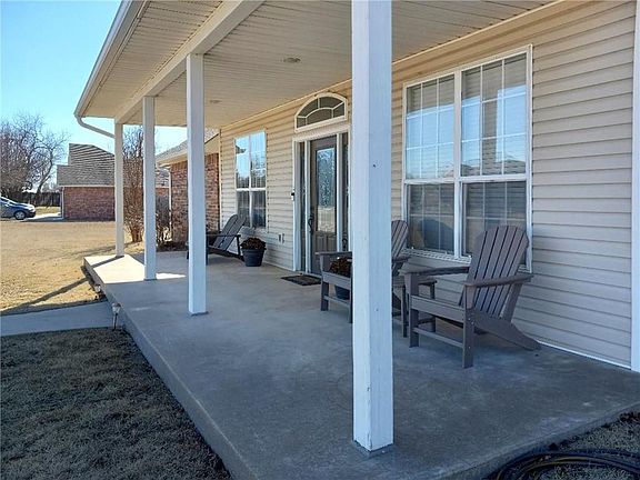 3rd image of 18908 S Kelli Ln