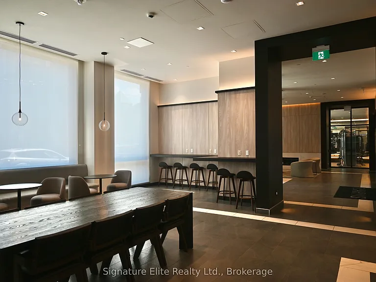 1 Jarvis St #710 — Photo 5