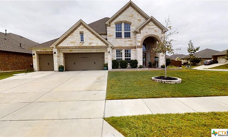1st image of 361 Tangerine Dr