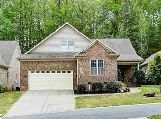 24 Calmar Ct, Greenville, SC 29617