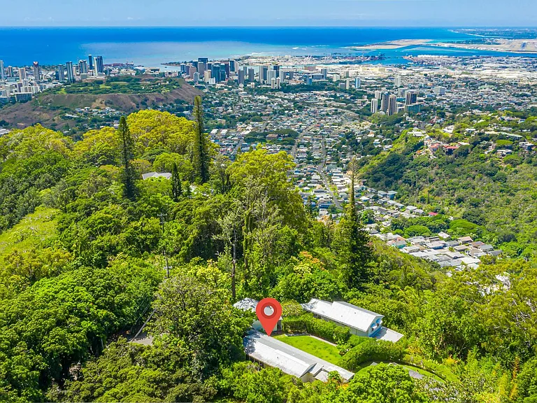 3310 Tantalus Dr #B — Photo 8