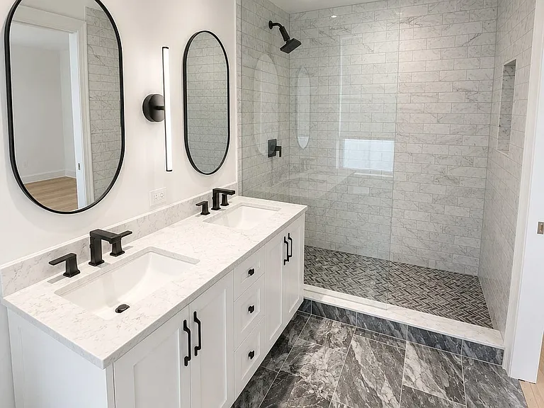 250 Wellington St W #Penthouse 40 — Photo 7