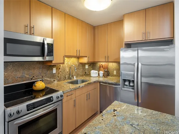 1013 Prospect St APT 313, Honolulu, HI 96822