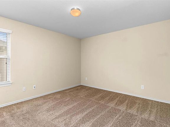 5th image of 9038 Sweet Blue Jasmine Ln