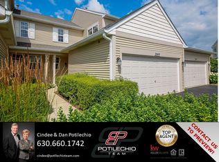 2849 Vernal Ln, Naperville, IL 60564
