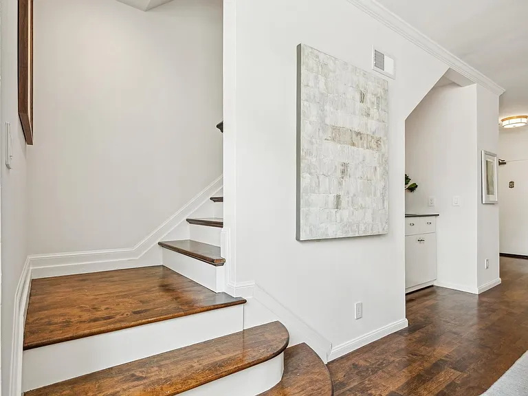 3 Helen St #101 — Photo 23