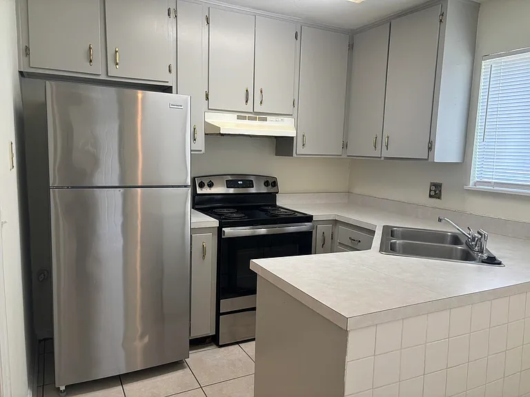 6169 Greenon Ln — Photo 7