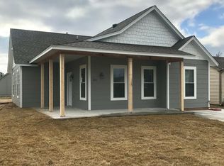 320 W Main St, Edmond, OK 73003