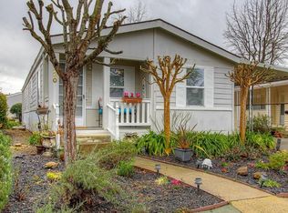 220 Regency Ct, Santa Rosa, CA 95401