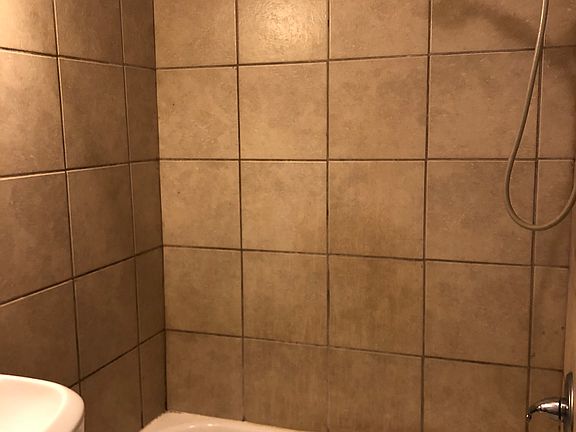 3rd image of 607 Park St
