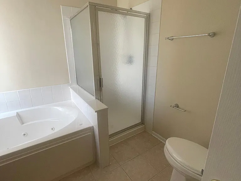 6034 Canterbury Ln #6034 — Photo 27