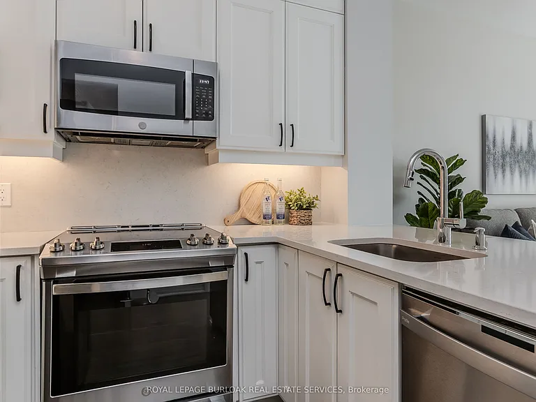 460 Gordon Krantz Ave #112 — Photo 10