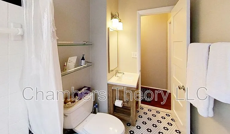 1821 9th St NW — Photo 13