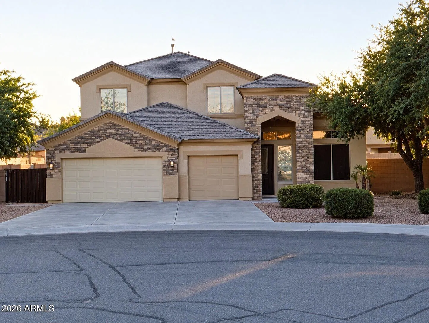5 bed, 3.0 bath, 2980 sqft, $3,000 — Photo 1