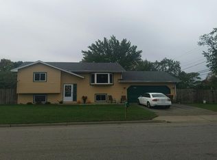 946 82nd Ave NE, Spring Lake Park, MN 55432