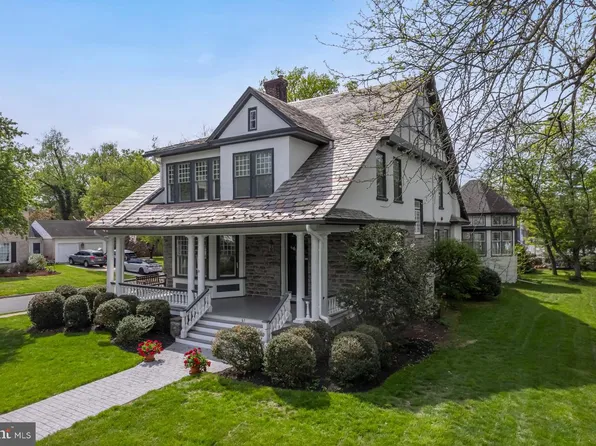 61 N Bayard Ave, Woodbury, NJ 08096