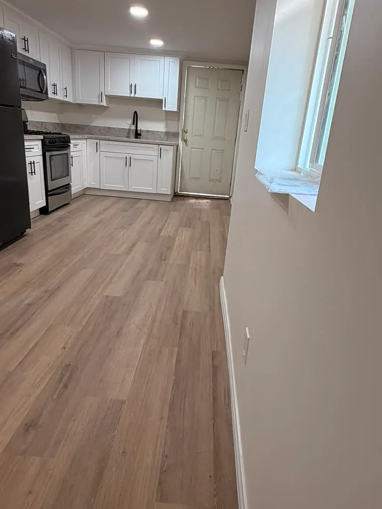 2 bed, 850 sqft, $2,900 — Photo 4