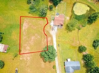 Twin Oakes Dr, Peterstown, WV 24963