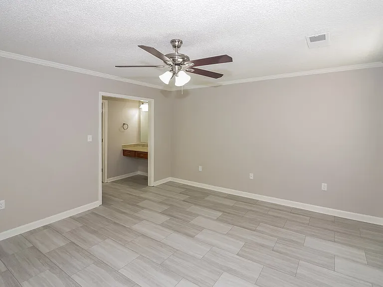 7308 Alexander Rd — Photo 9
