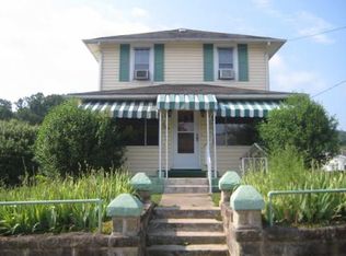 301 Highland St, Grantsville, WV 26147
