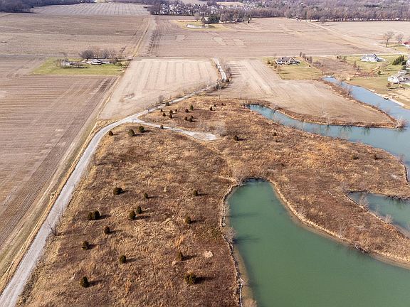 4th image of 9718 Arrow Wood Dr