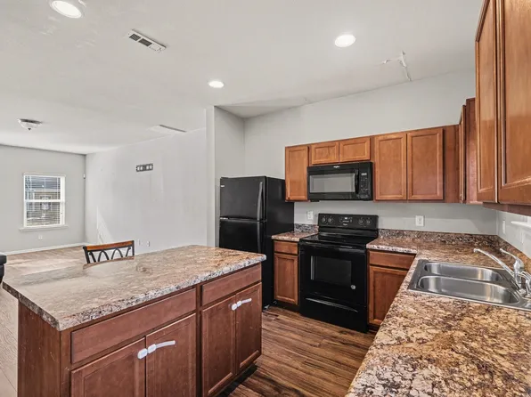 361 David Bolin Dr, La Vergne, TN 37086