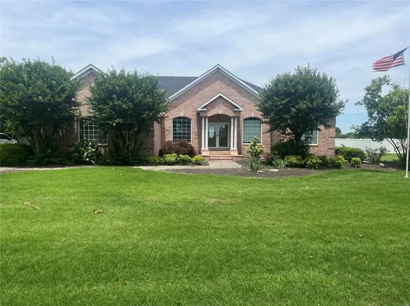 3600 Playground Rd, Caruthersville, MO 63830