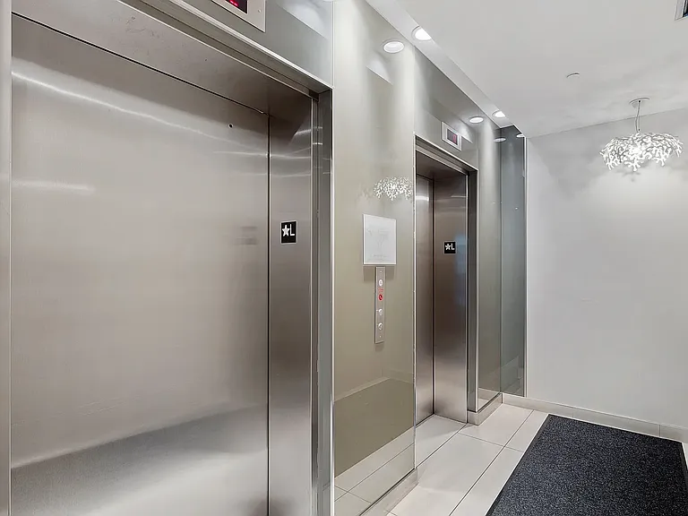 163 Washington Ave #12C — Photo 2