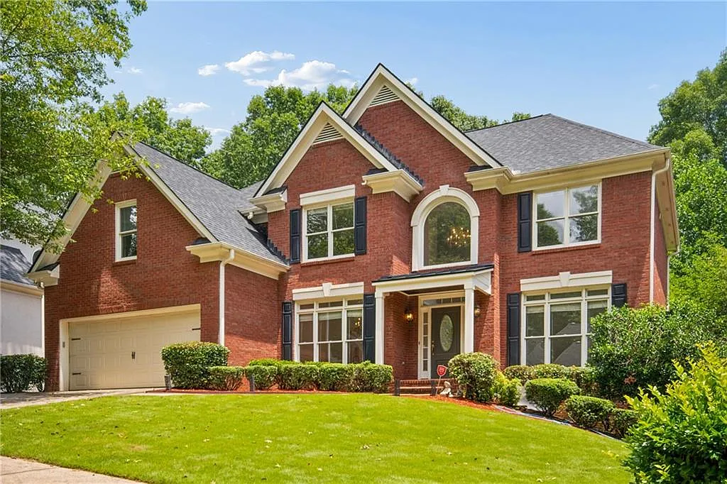 5 bed, 4.0 bath, 3300 sqft, $3,900 — Photo 1