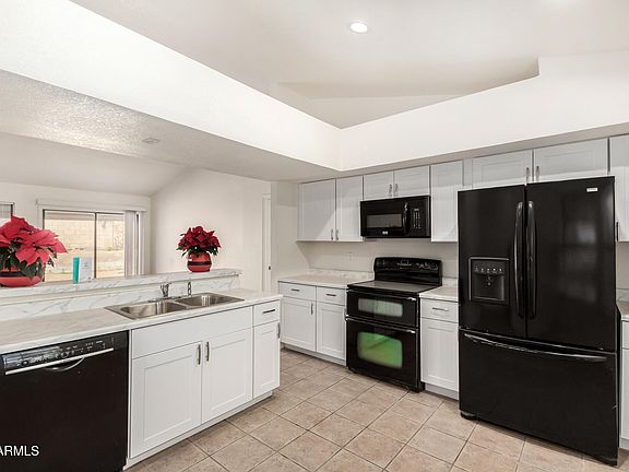 2nd image of 2702 E CATHEDRAL ROCK Drive