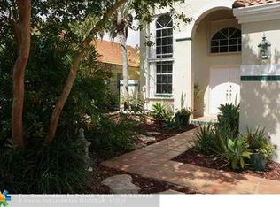 1671 Harbour Side Dr, Fort Lauderdale, FL 33326