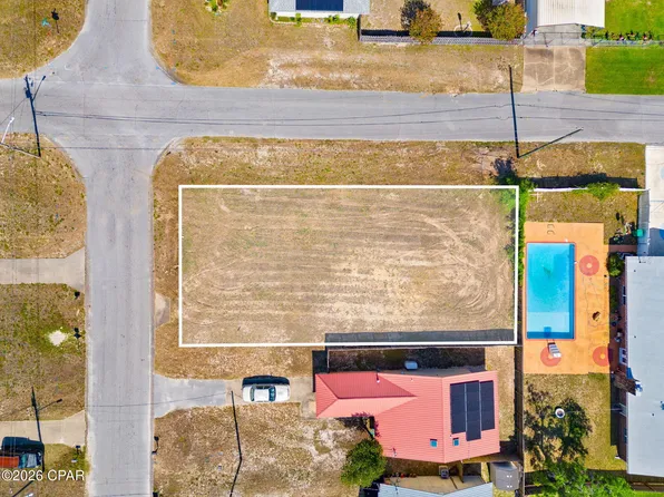 6412 Omoko St, Panama City, FL 32404