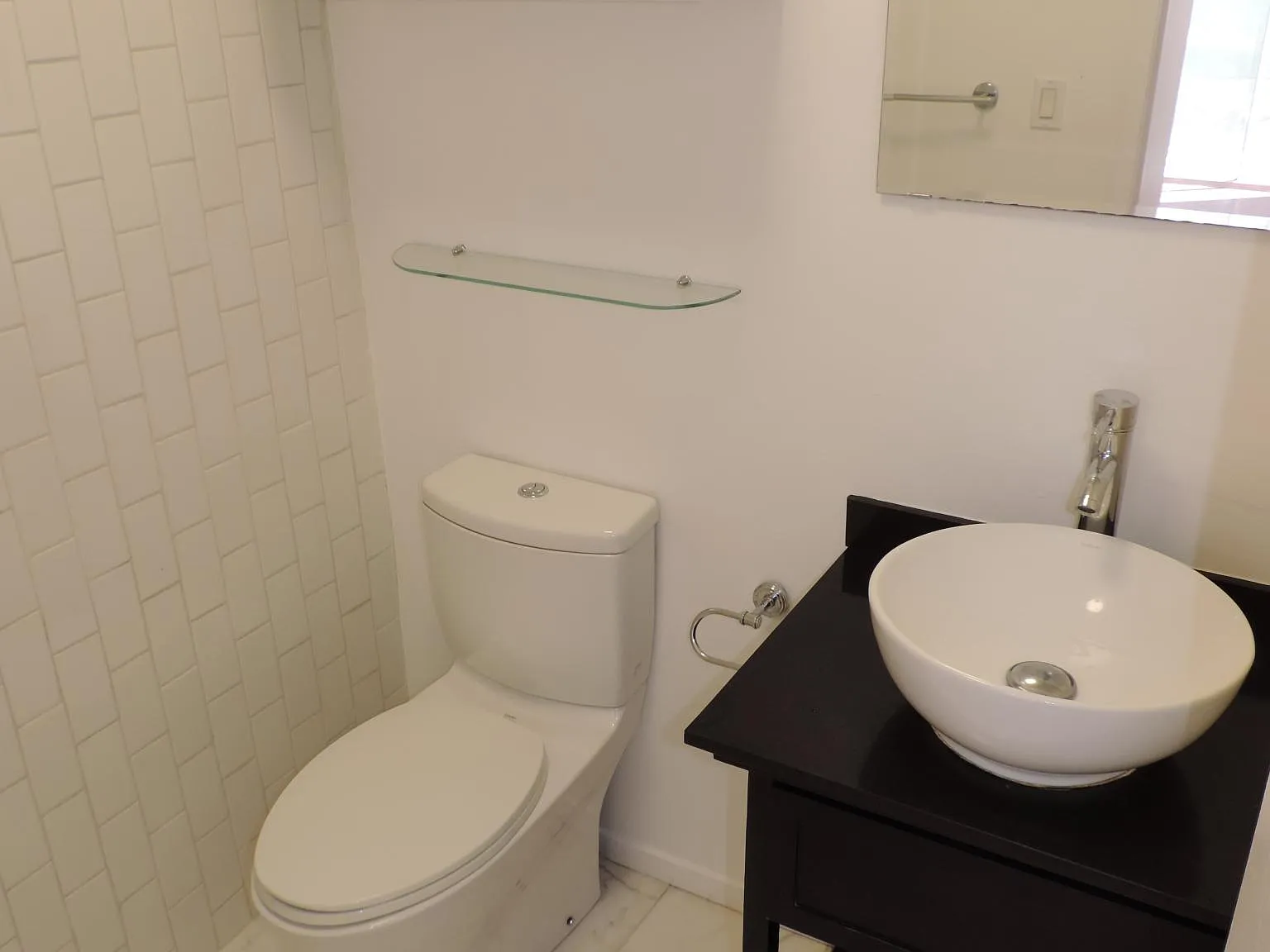 3 bed, 1300 sqft, $3,900 — Photo 4