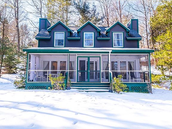 2nd image of 12 Summit Ln