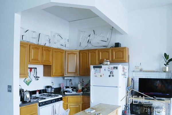 2nd image of 1118 Bedford Ave #1