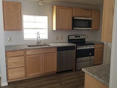 3rd image of 6064 109th Ave