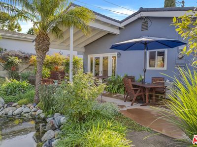 21407 Mulholland Dr, Woodland Hills, CA, 91364