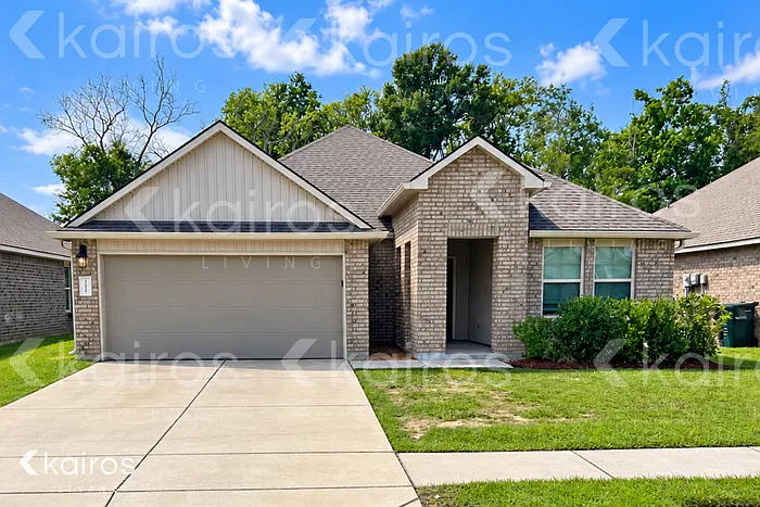 3 bed, 2.0 bath, 1613 sqft, $1,925 — Photo 1