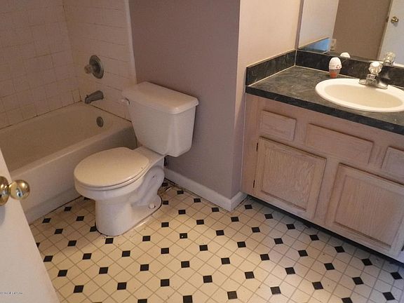 5th image of 3338 Mandarin Glen Dr