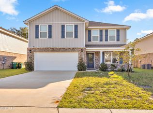 62 Saltmeadow Cir, Ocean Springs, MS 39564