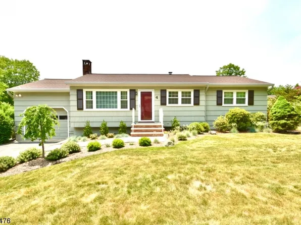 4 Boone Trl, Jefferson Twp., NJ 07438