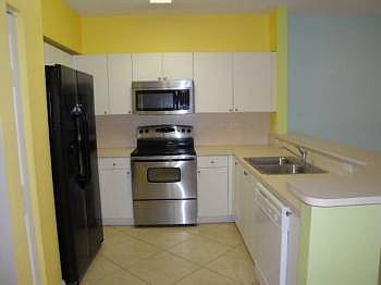 2nd image of 2218 SE 23rd Ter #2218