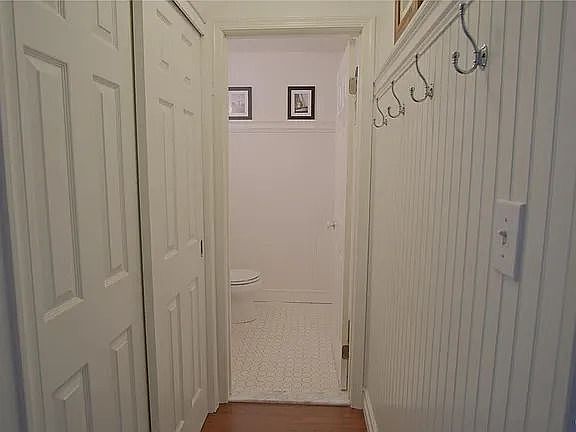 5th image of 2032 W Washington St