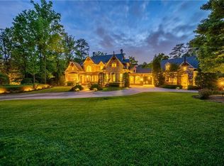 5620 Long Island Dr NW, Sandy Springs, GA 30327