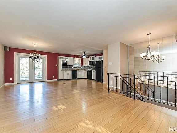 5th image of 2120 Devonshire Dr